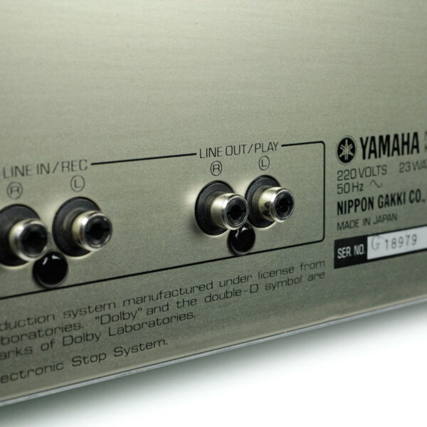 Odwarzacz kasetowy vintage Yamaha k-560