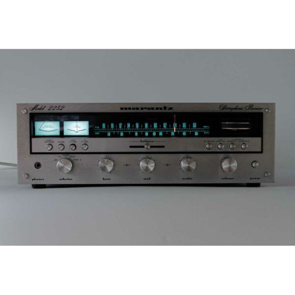 amplituner-vintage-marantz-2252