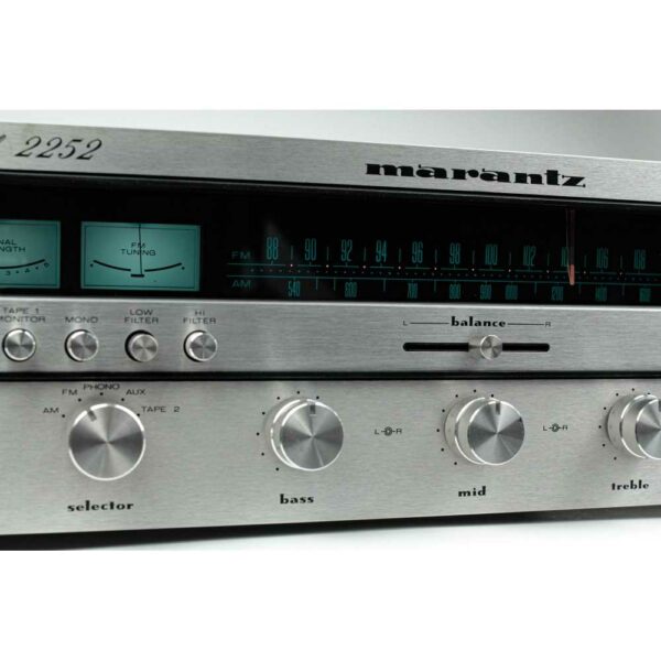 amplituner-vintage-marantz-2252