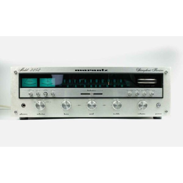 amplituner-vintage-marantz-2252
