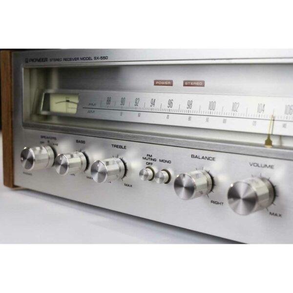 amplituner-vintage-pioneer-sx-550-po-rewitalizacji