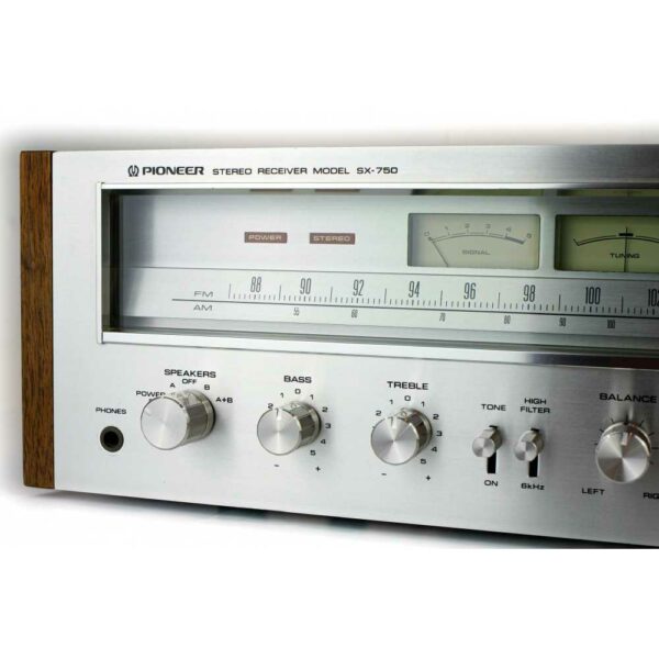 amplituner-vintage-pioneer-sx-750-po-renowacji